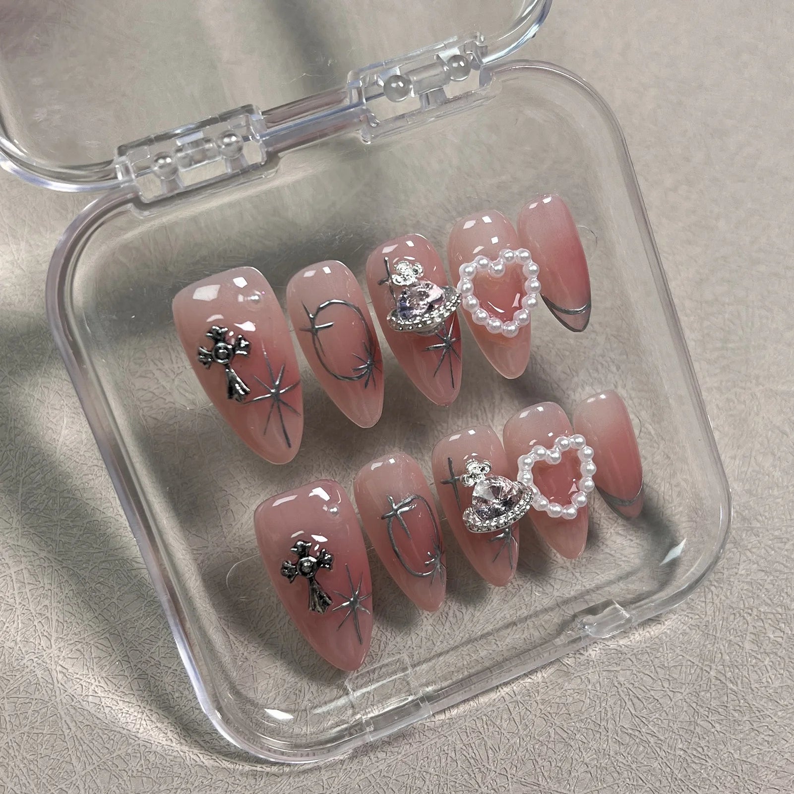 Aiertu 10pcs Blush Pink Fake Nail Patches Handmade Pearl Love Heart Press On Nails Planet Cross Designs Detachable Almond Aiertu