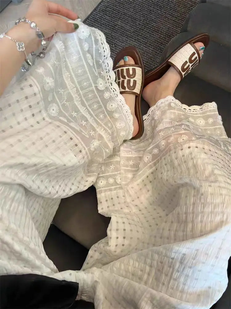 Aiertu  -  Simple elastic heavy industry hollow plaid pants lace splicing lazy wide-leg pants vacation style design casual pants Aiertu