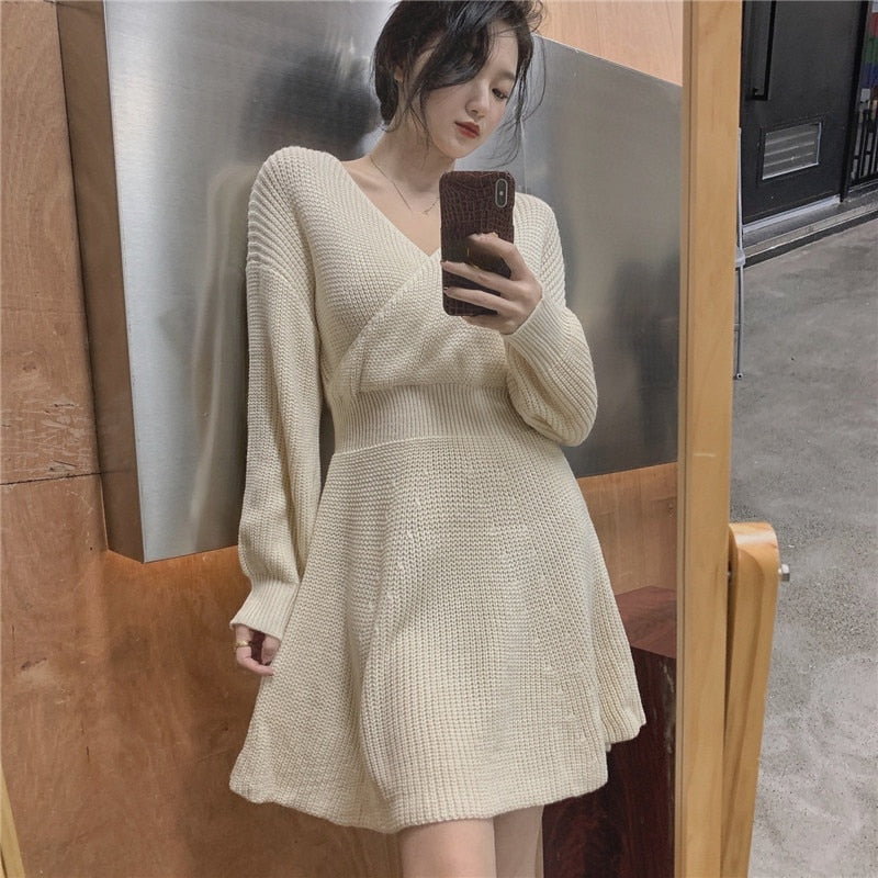 Aiertu Atumn Knitted Dress Women Long Sleeve V-Neck Sexy Pure Color Elegant Sweater Mini Dress Female Party One Piece Dress Korean Aiertu