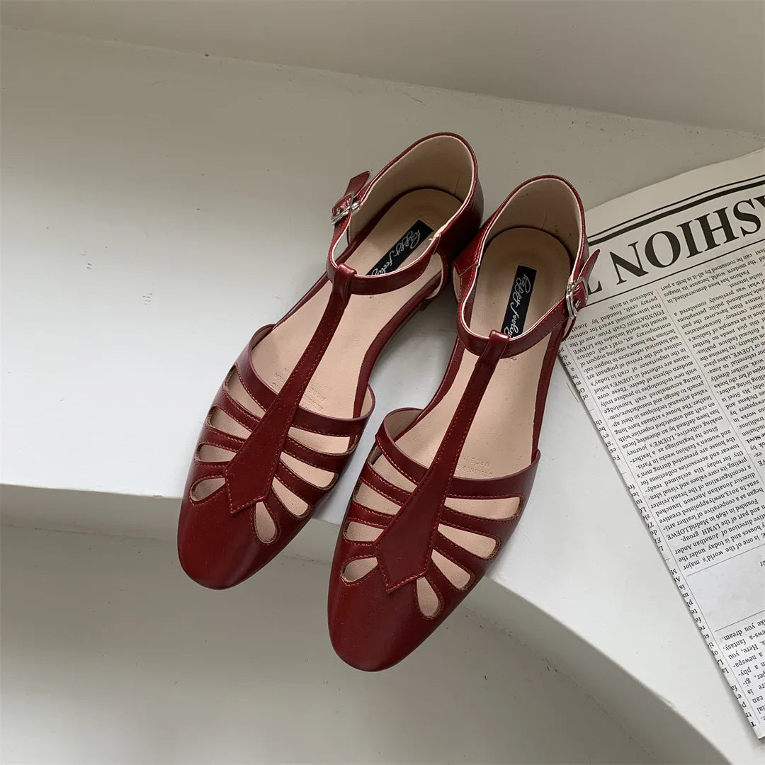 Aiertu  -   T-strap Rome Flat Sandals Women Hollow Out Vintage Summer Mary Janes Shoes Ladies Pu Leather Holiday Elegant Gladiator Sandals Aiertu