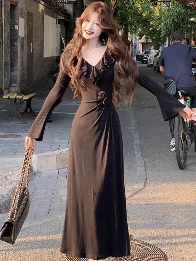 Aiertu  -  Black Retro Ruffle Knitted Dress Women Autumn Flower V-neck Slim Sexy Knitting Dresses Flared Sleeve Chic Elegant Vestidos Mujer Aiertu