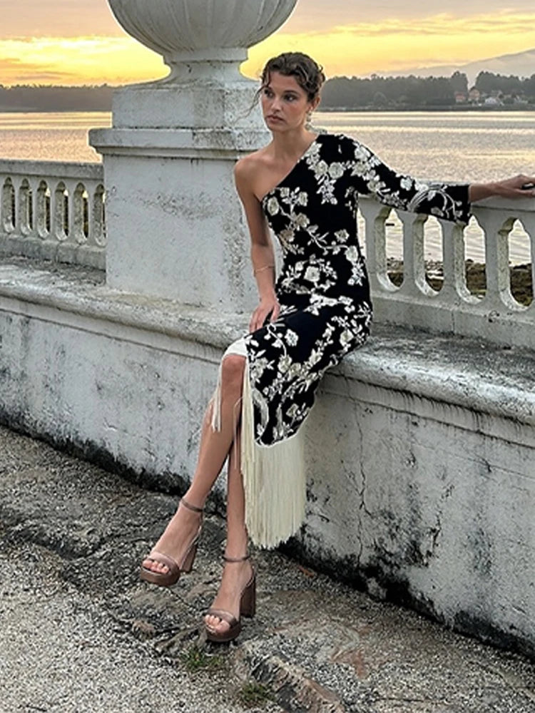 Aiertu  -  Slanted Shoulder Tassel Dress Embroidered Printed Half Sleeves Fringed Slim Fit Waist Cinching Women Long Dresses Fashion Robes Aiertu