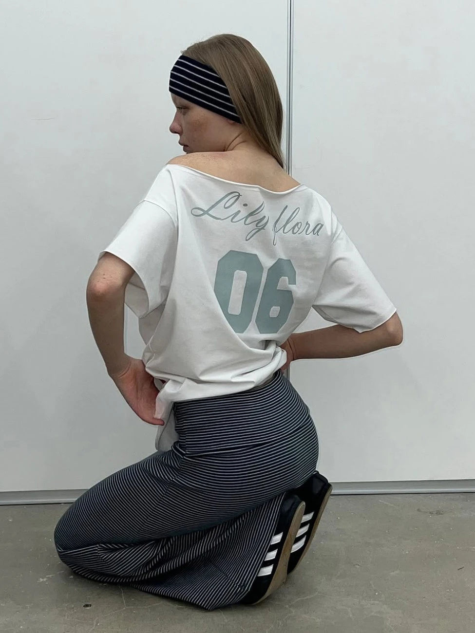 Aiertu  -  Spring Summer New American Spice Girl Off Shoulder Loose Short Sleeved T-shirt Trendy Letter Aesthetic Grunge Y2k Top Aiertu