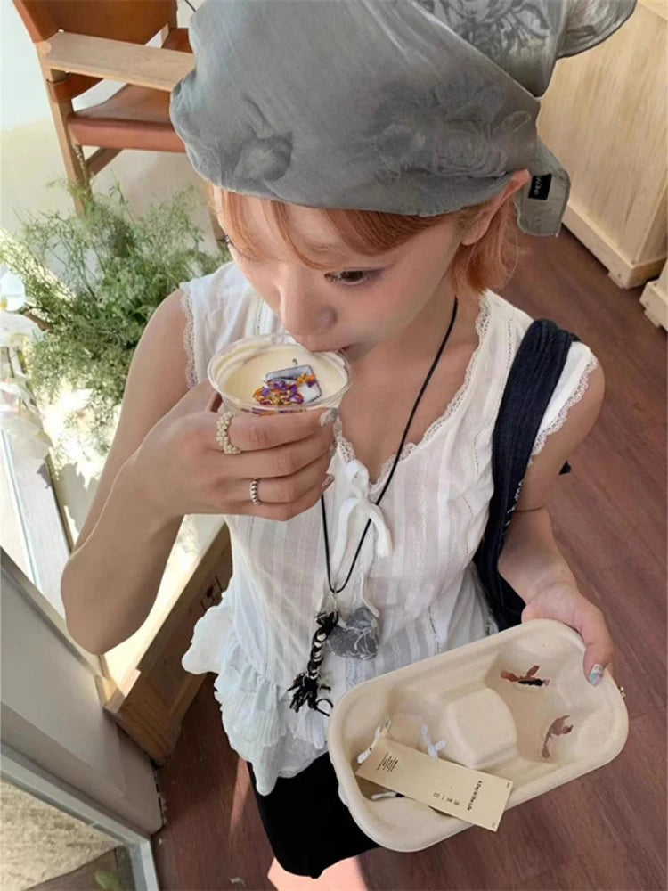 Aiertu  -  Summer Sweet Lace Patchwork Loose Vest Women Grunge Cute Sleeveless Y2k Aesthetic Tops Harajuku Bandage Bow Tank Top Vintage Aiertu