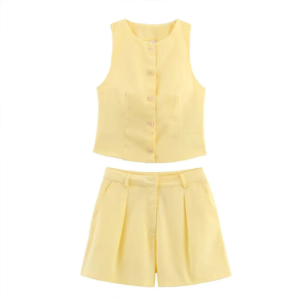 Aiertu  -  Age Reduction Light Yellow Round Neck Sleeveless Short Vest Pleated Design Short Pants Women Suit Set ZATT 2025 Summer New Aiertu
