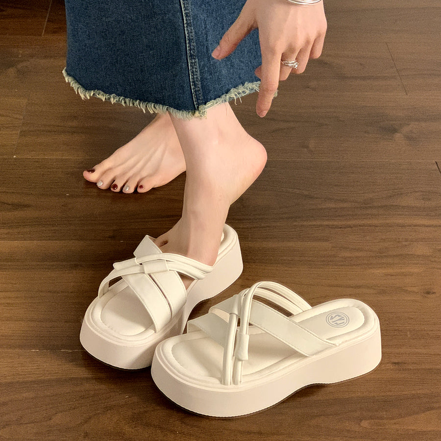 Aiertu  House Slippers Platform Women Luxury Shoes Pantofle Slides Designer 2025 Retro Fashion Shoes House Slippers Platform Slides Fash Aiertu