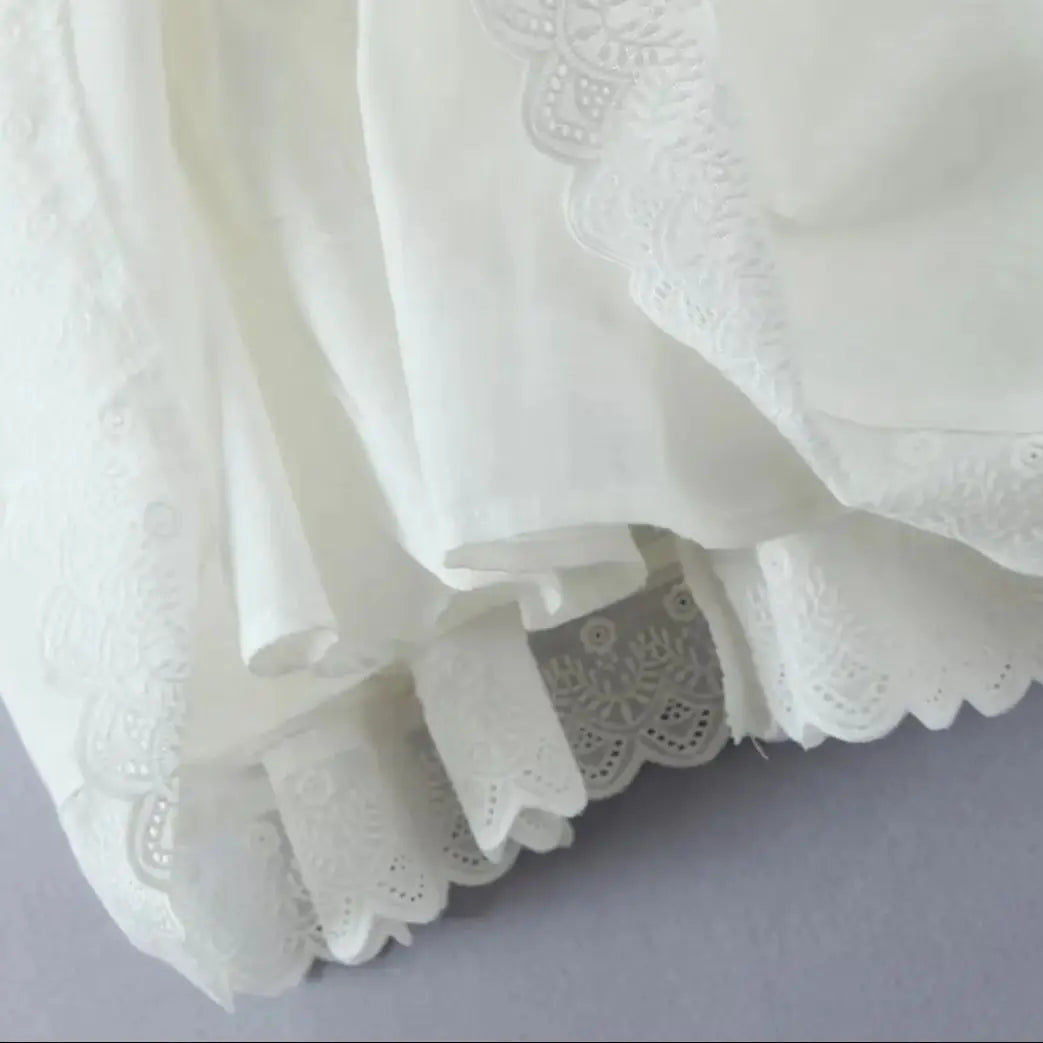Aiertu  -  Sweet Beige Splice Lace Square Collar Bow Front Short Puff Sleeve Dress Women Lace Hem Low Waist Dresses Mini Cake Robe Aiertu