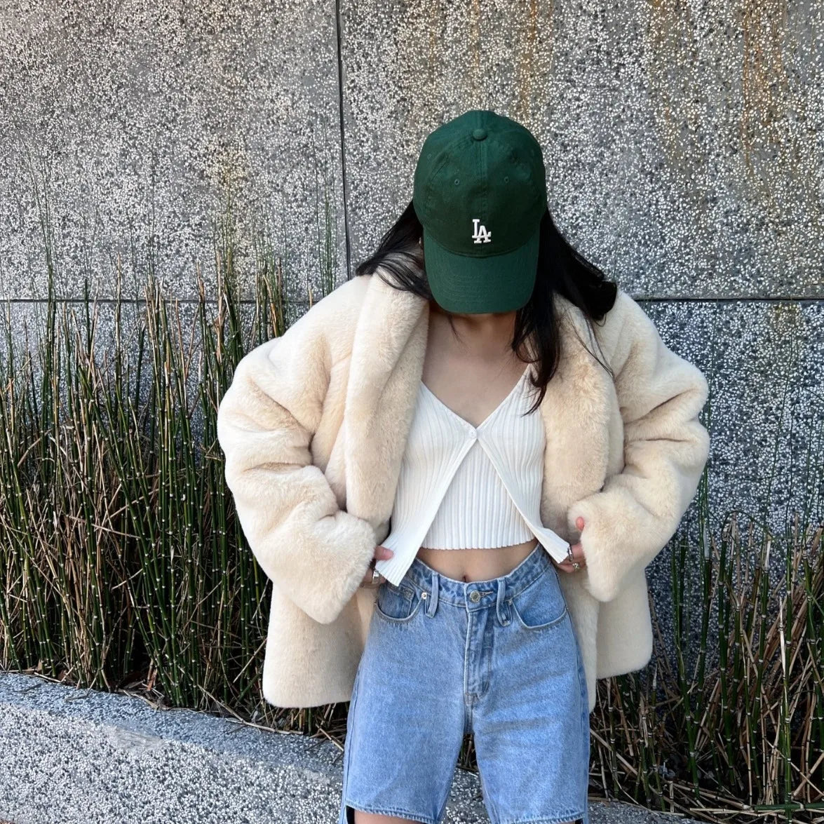 Aiertu  -  Winter Coats for Women Luxury Faux Fur Coat Women Vintage Fluffy Jacket Chic Loose Fur Coats Outerwears Puffer Jacket Women Aiertu
