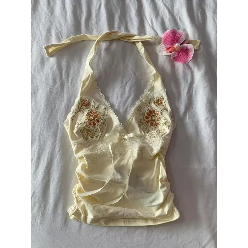 Aiertu  -  Harajuku flower embroidery high-quality Y2K neck slim T-shirt for women American versatile casual sexy nightclub casual top 2025 Aiertu