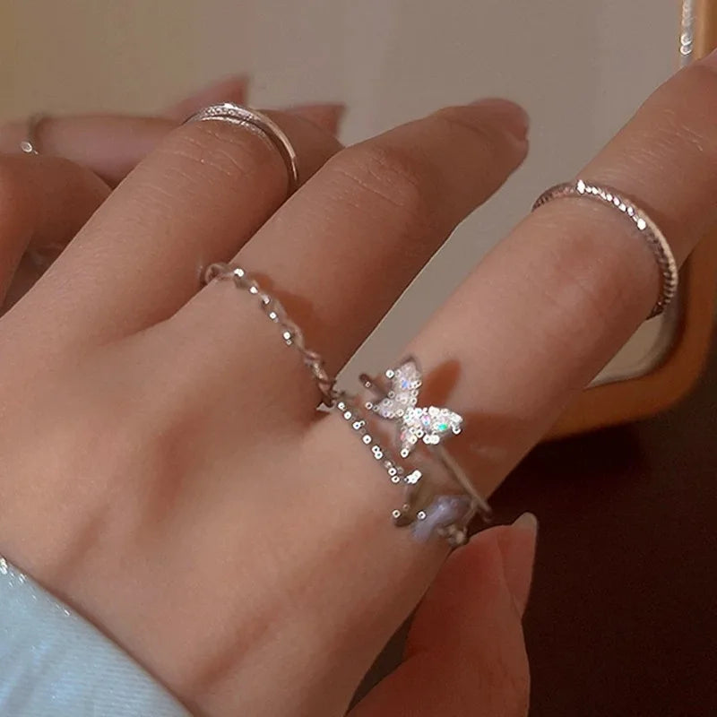 Aiertu Bohemian Butterfly Pearl Rings Set for Women Shine Pearl Gothic Vintage Plated Retro Rhinestone Simple Finger Jewelry Gift Aiertu