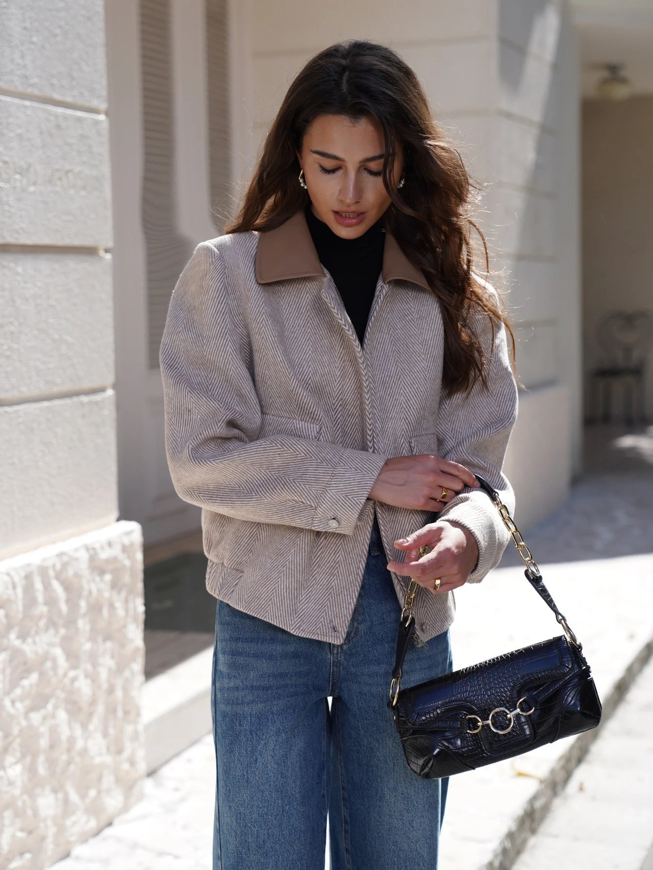 Aiertu  -  2026 Fall Women Wool Chevron  neck Wool Coat Aiertu