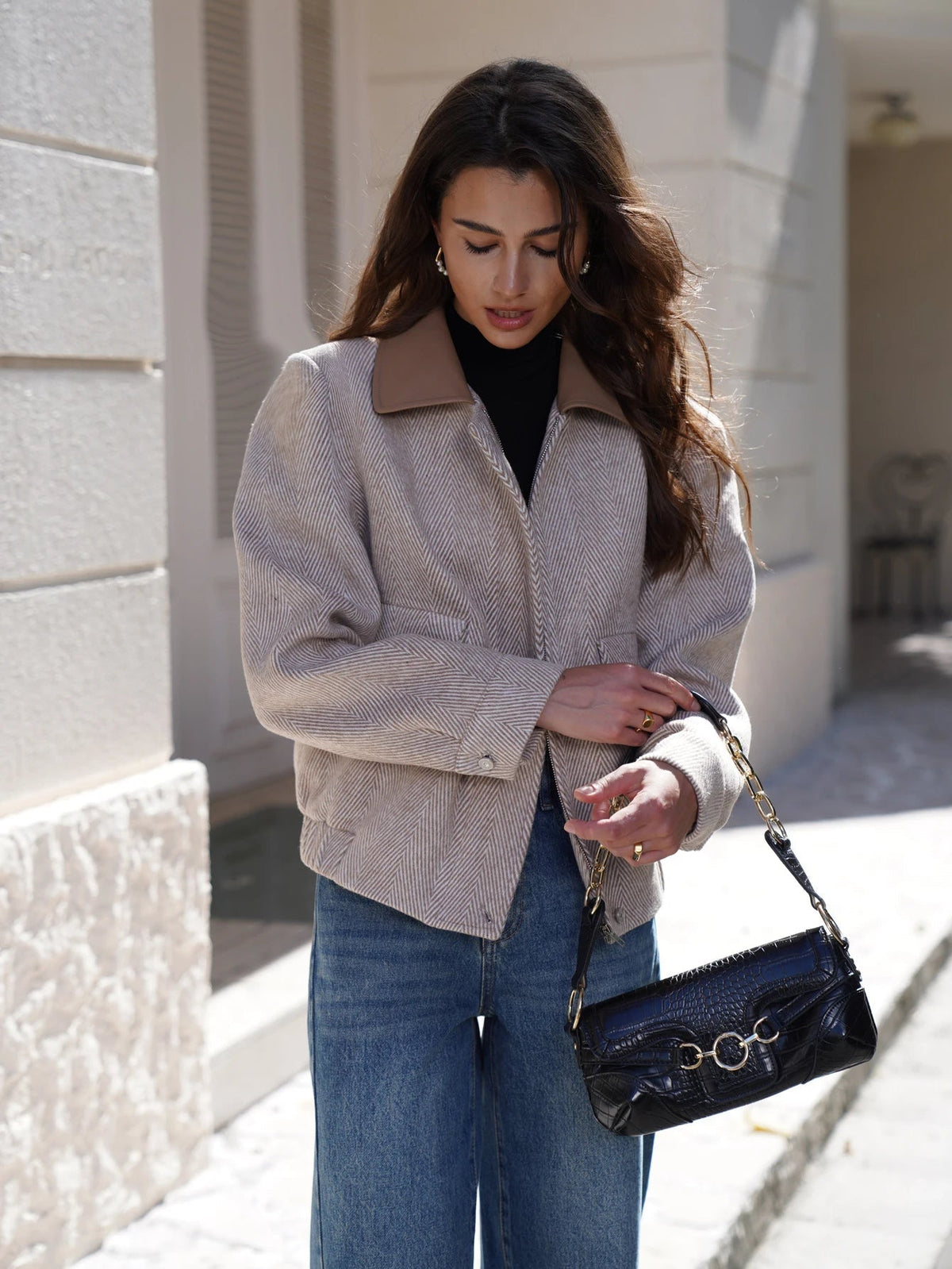 Aiertu  -  2026 Fall Women Wool Chevron  neck Wool Coat Aiertu