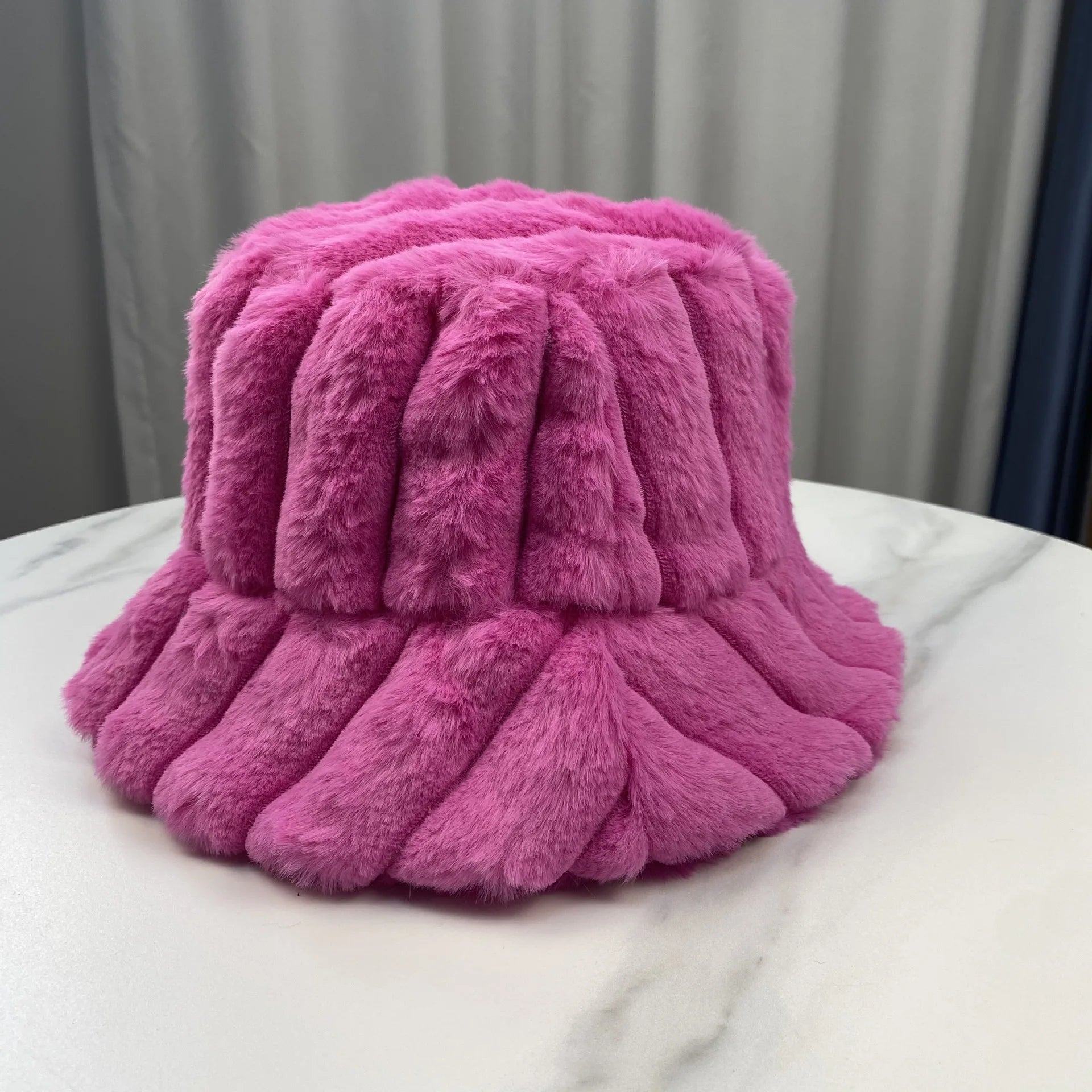 Aiertu  -  Autumn/Winter New Mixed Color Plush Lampholder Fisherman Hat Women's Korean Designer Wide Plush Bucket Hat Aiertu