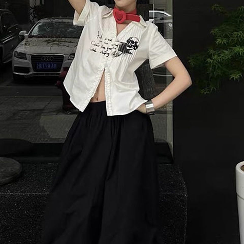 Aiertu Y2K Skull Print Shirts Women Harajuku Folds V Neck White Blouses Summer Vintage Streetwear Letter Short Sleeve Casual Tops Aiertu