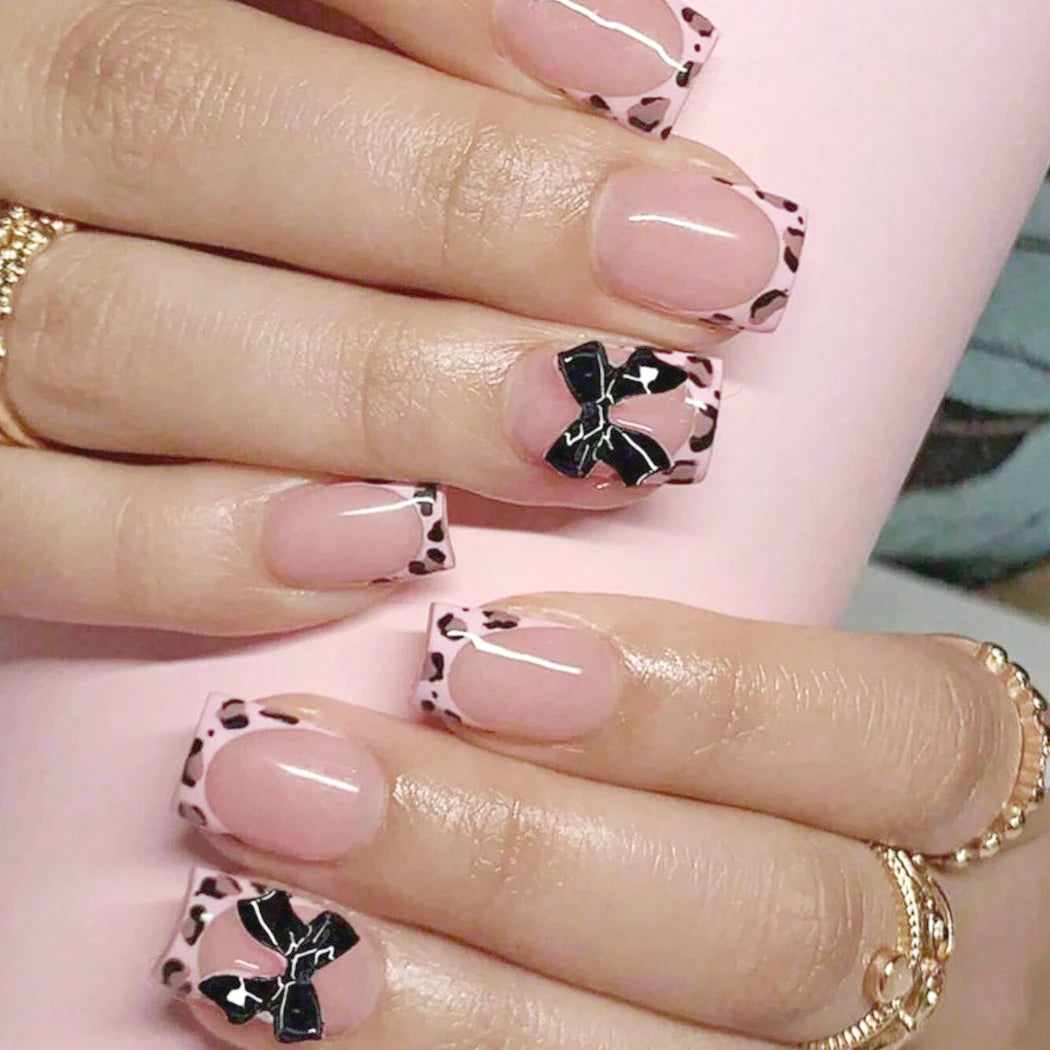Aiertu Pink French Style Fake Nails 3D Bowknot Designs Short Square Press on Nails Sweet Korean Fashion False Nails for Women and Girls Aiertu