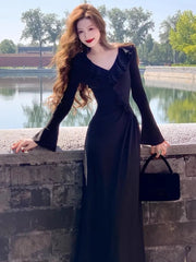 Aiertu  -  Black Retro Ruffle Knitted Dress Women Autumn Flower V-neck Slim Sexy Knitting Dresses Flared Sleeve Chic Elegant Vestidos Mujer Aiertu