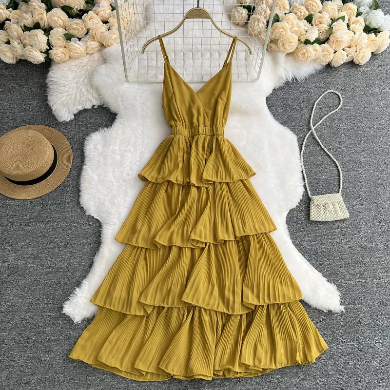 Aiertu  -  Travel Vacation Beach Dress Women's Solid Color Halter Pleated Cake Dress Aiertu