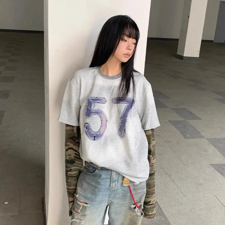 Aiertu  -  American retro old long-sleeved T-shirt women's autumn new fake two-piece camouflage sleeve splicing vintage loose top Aiertu