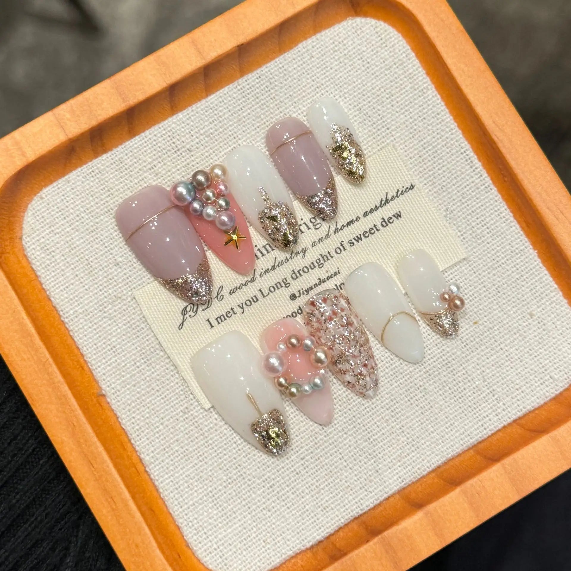 Aiertu 10pcs Blush Pink Fake Nail Patches Handmade Pearl Love Heart Press On Nails Planet Cross Designs Detachable Almond Aiertu