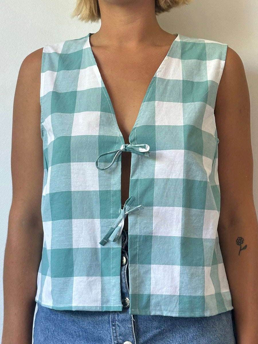 Aiertu  -  Women Y2k Gingham Tie front Tank Top Sleeveless V-Neck Open front Vest Crop Top Aesthetic Vintage Summer Cami Shirt Streetwear Aiertu