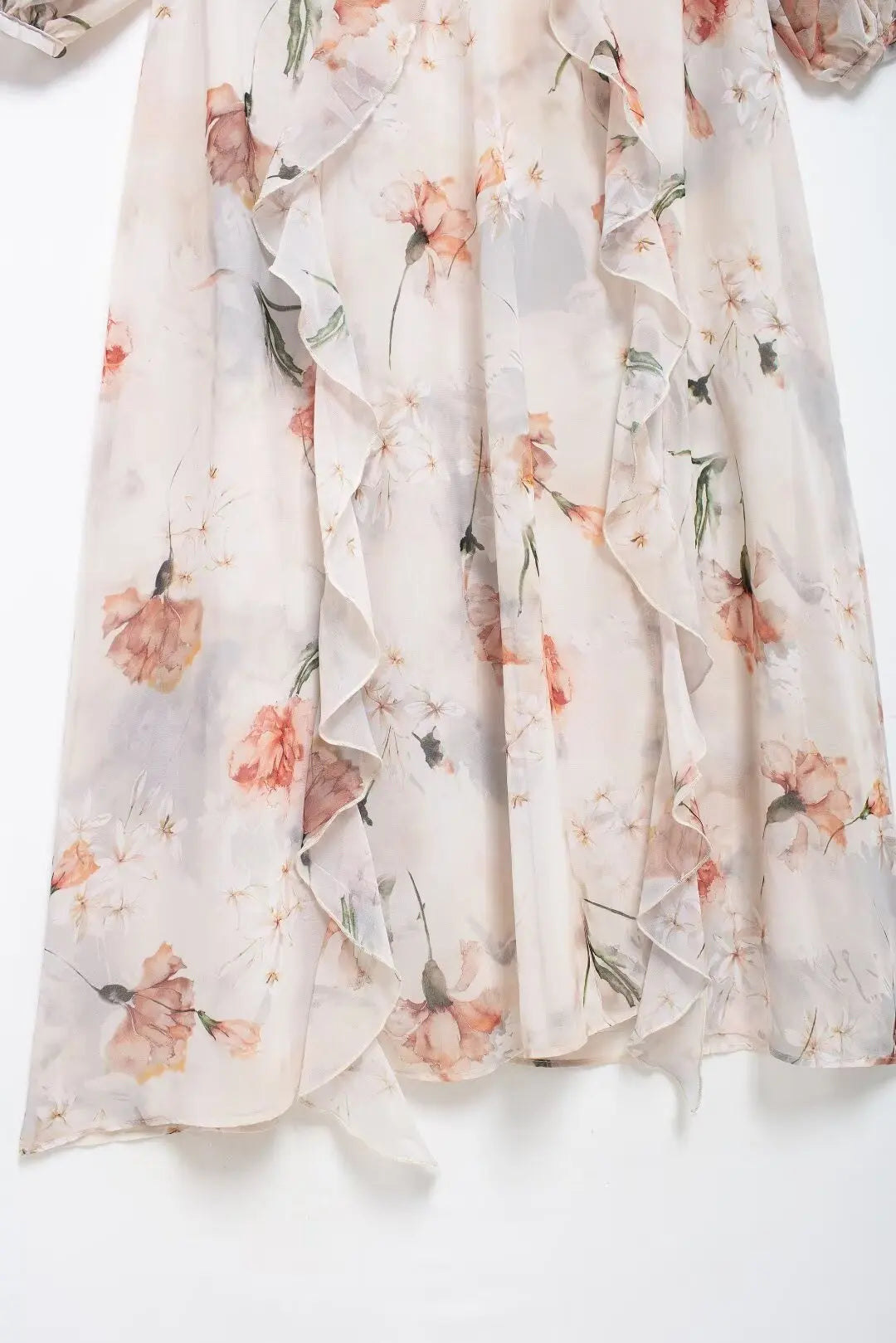 Aiertu  -  Autumn New Women's Fashion European And American Style Stacked Decorative Skirt Street Head Style Flower Printed Dress Aiertu