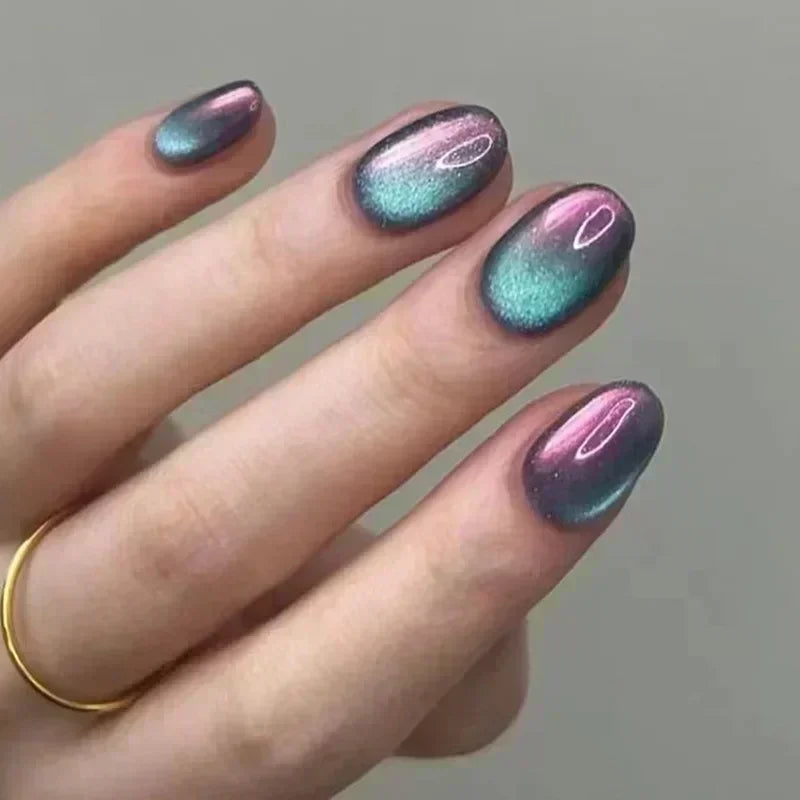Aiertu 24Pcs Short False Nails Aurora Cat Eye with French Design Simple Metallic Full Cover Wearable Chrome Press on Fake Nails Tips Aiertu