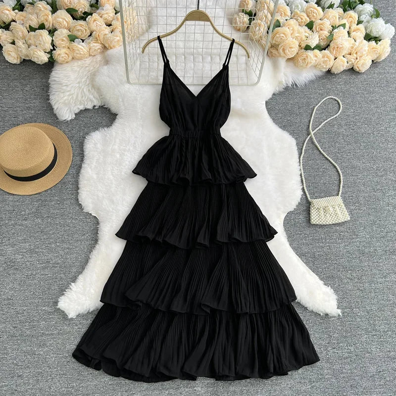 Aiertu  -  Travel Vacation Beach Dress Women's Solid Color Halter Pleated Cake Dress Aiertu