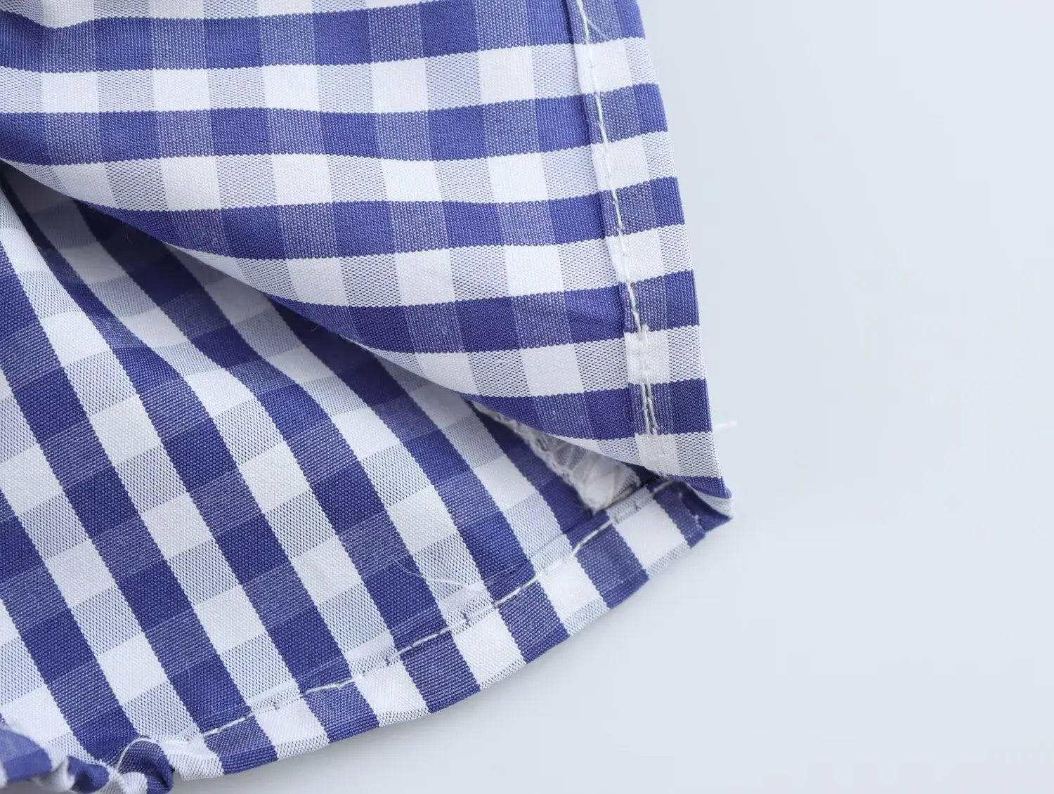 Aiertu  -  3 colors Retro French Style Bow Shoulder Gingham Plaid Sleeveless Tanks Top Women Summer Ruched Elastic Slim Waist Girl Crop Tee Aiertu