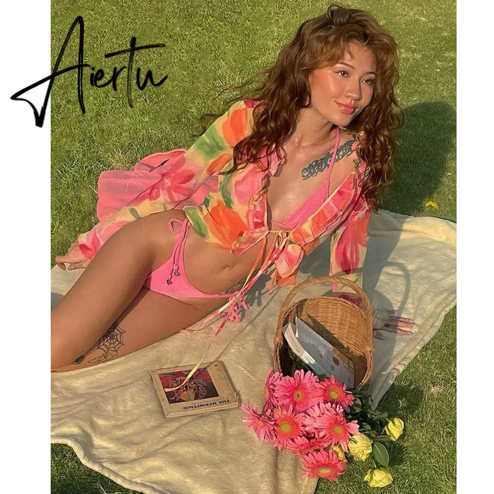 Floral Print Y2K Long Sleeve Crop Top Women V Neck Ruffles Spring Summer Beach Party 90S Sexy T Shirts Vintage Aiertu