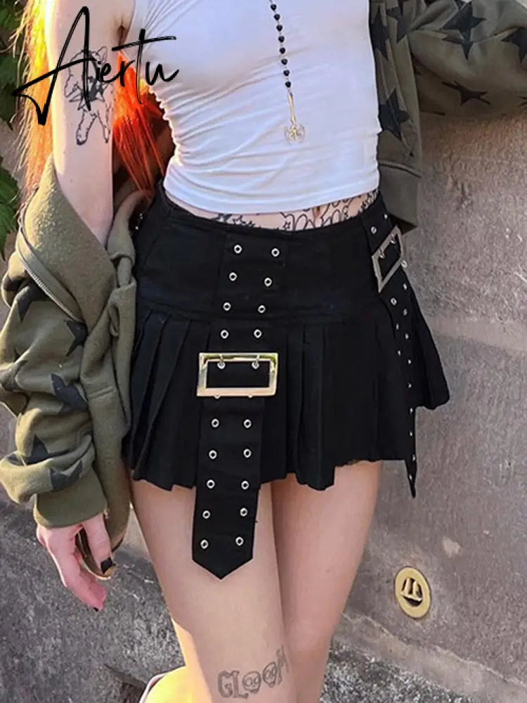 Gothic A-line Pleated Skirt Streetwear y2k Low Rise Stitched Ribbon Loose Black Skirts for Women Punk Style Outfits Chic Aiertu
