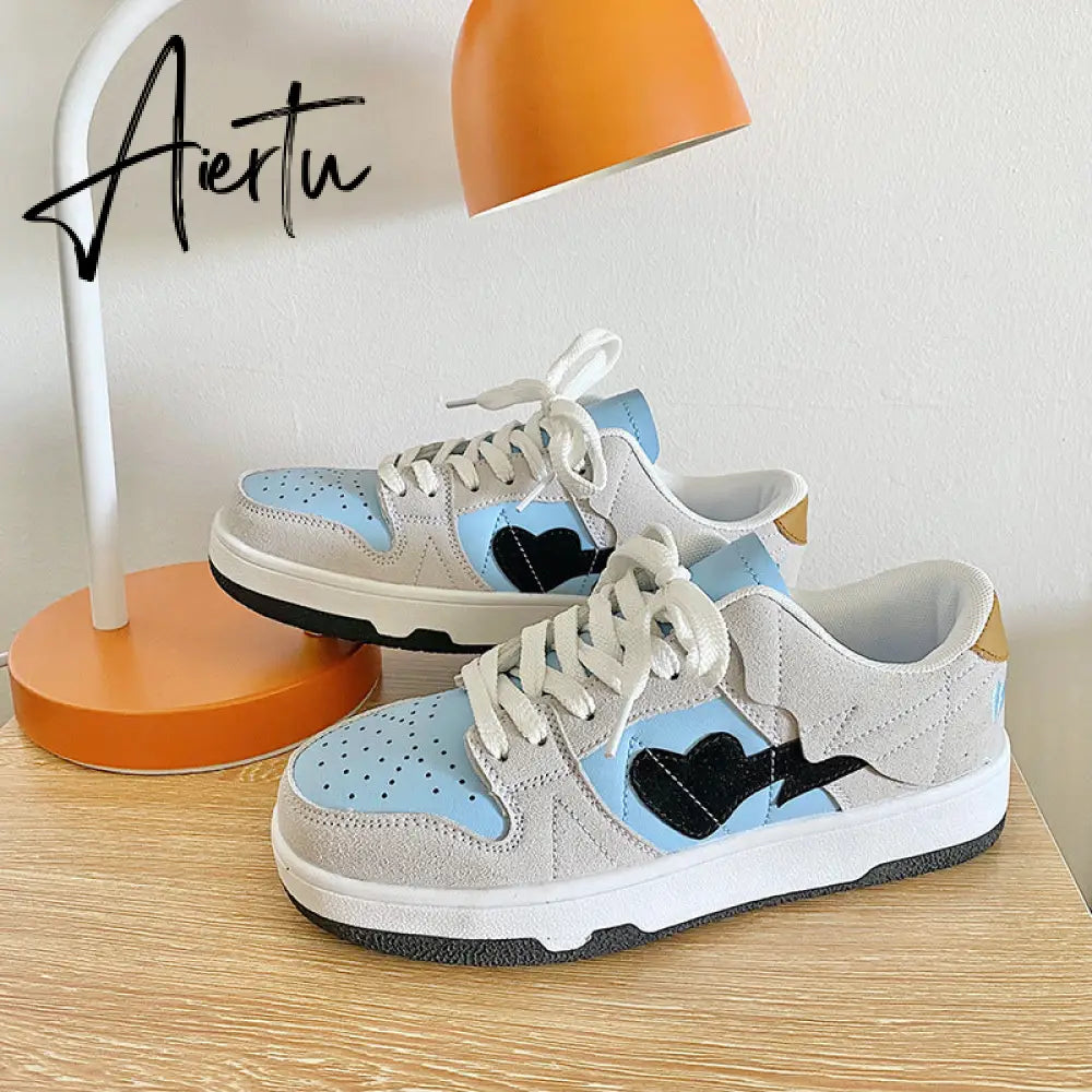 Heart Dunks  New Type Slate Shoes Haze Blue Trend Love Pattern Breathable Student Casual Sneakers Female Men Aiertu