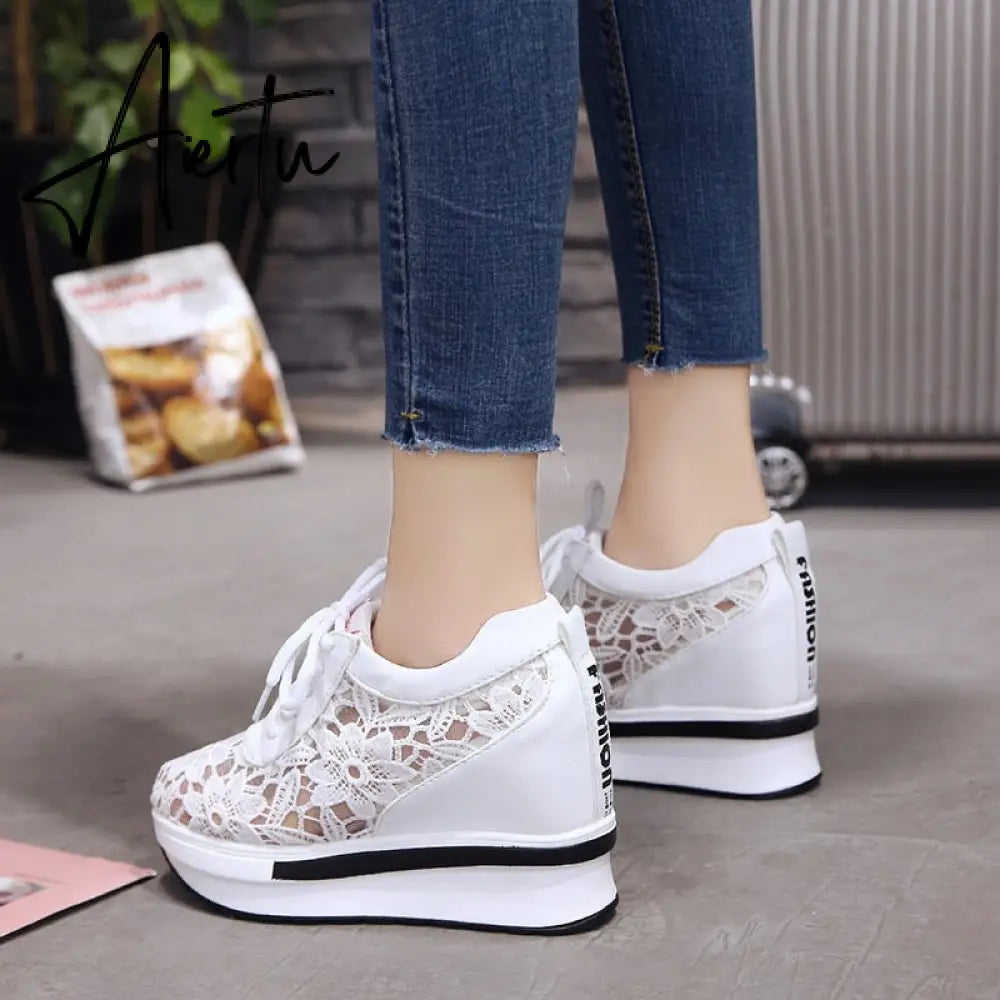 Hot Sales  Summer New Lace Breathable Sneakers Women Shoes Comfortable Casual Woman Platform Wedge Shoes Aiertu