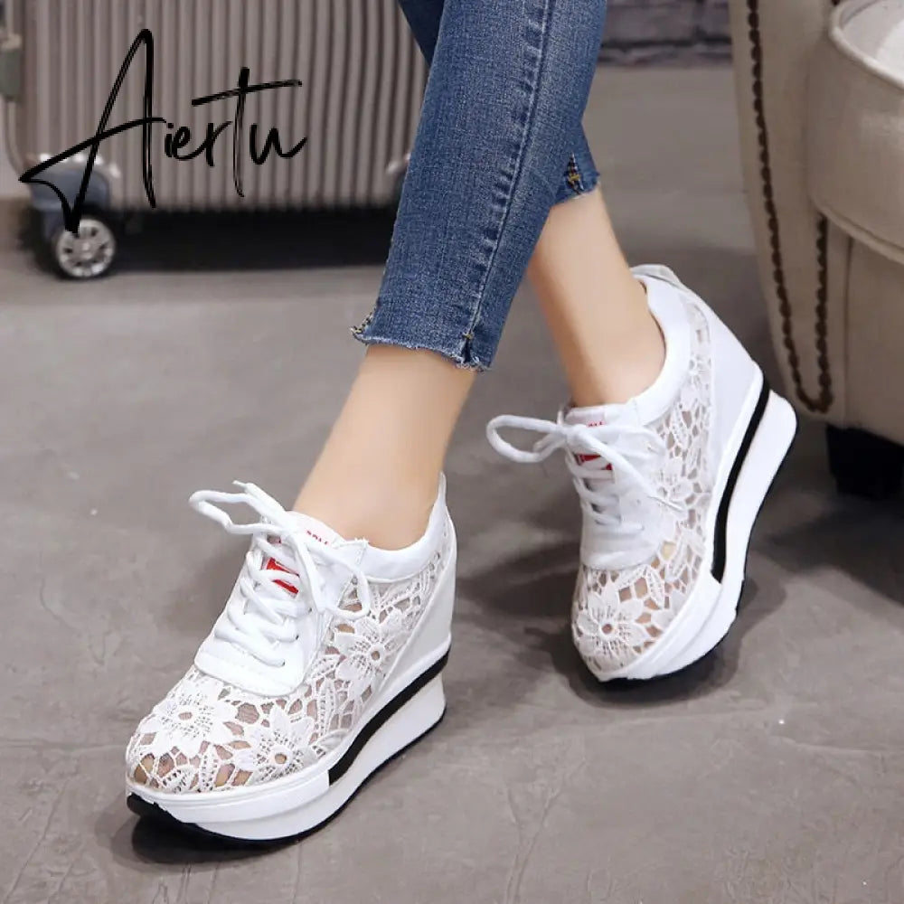 Hot Sales  Summer New Lace Breathable Sneakers Women Shoes Comfortable Casual Woman Platform Wedge Shoes Aiertu