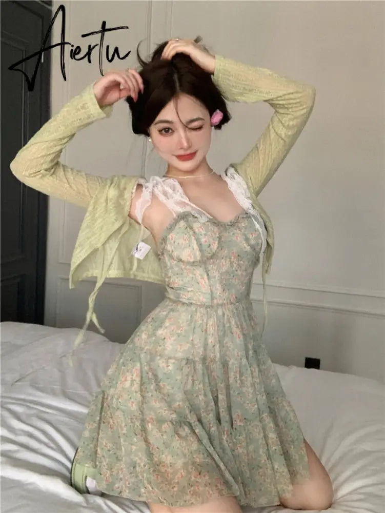 Lace Spaghetti Strap Dress Stitching Women's Summer Sweet French Floral Dress A Line Mini High Waist Sexy Beach Dress Clothing Aiertu