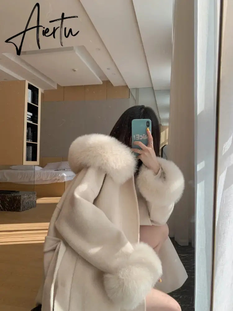 Luxury famous Real Cashmere wool & blends Coat Women"s winter women's cold coat With Natural Fox Fur collar abrigos mujer Aiertu