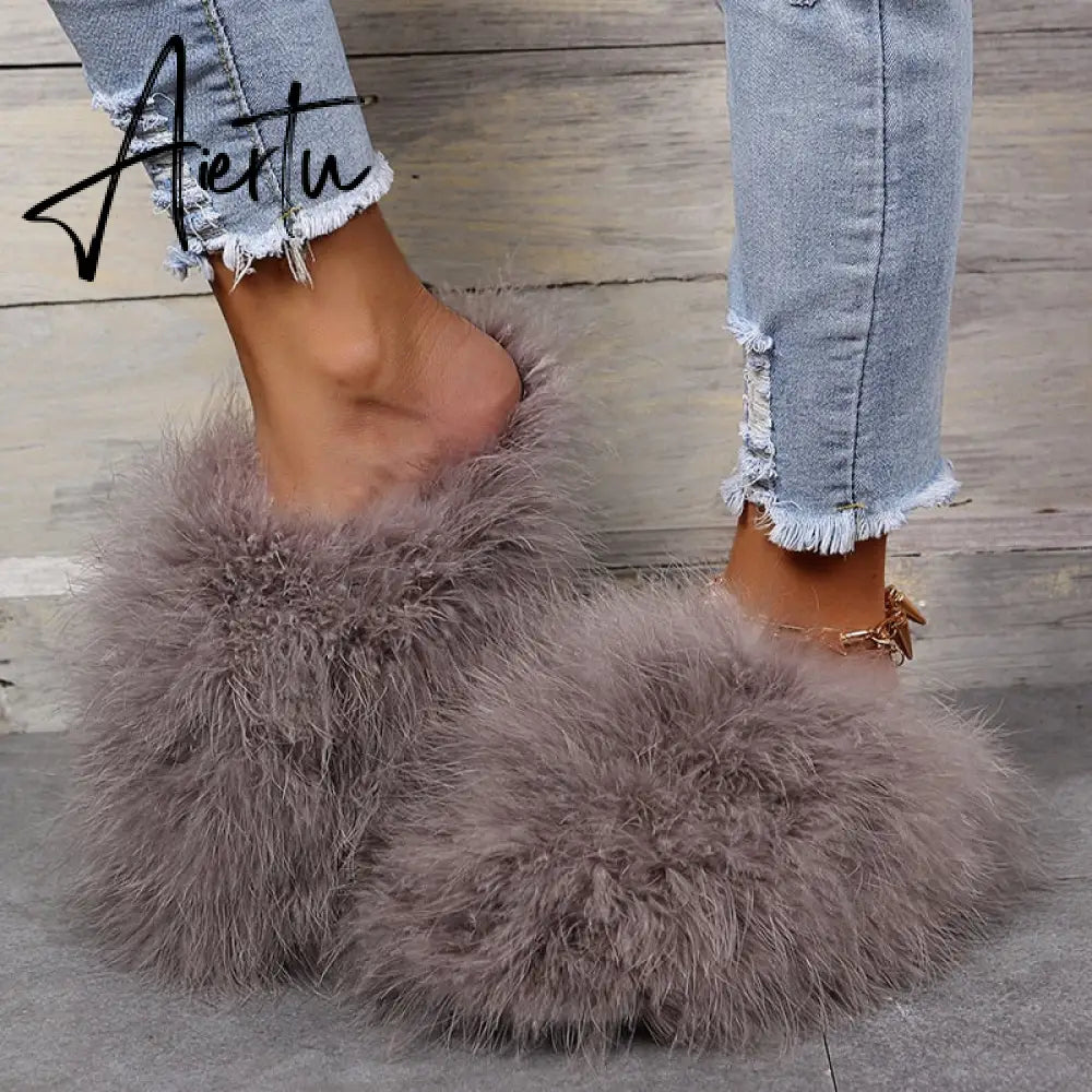 New Faux Fox Fur Slippers Women's Furry Warm Flip Flops Fullfy Raccoon Fur Slides Flat Comfortable Home Shoes Plus Size Couple Aiertu