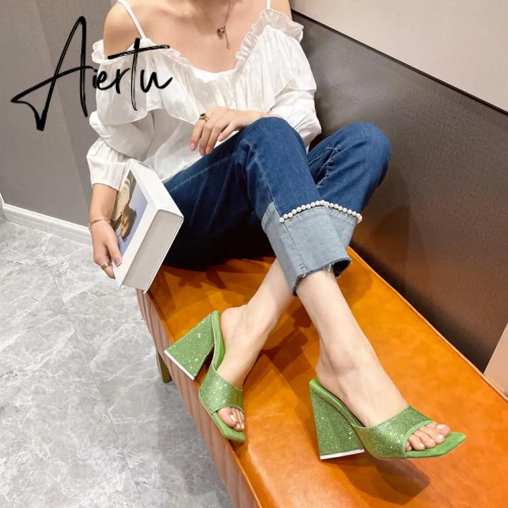 New Summer CRYSTAL Triangle Thick heel Slippers Sexy Street Woman Square toes Dress Party shoes size 35-41 Aiertu
