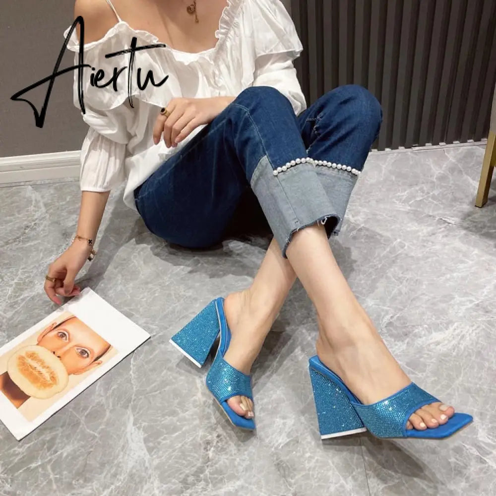 New Summer CRYSTAL Triangle Thick heel Slippers Sexy Street Woman Square toes Dress Party shoes size 35-41 Aiertu