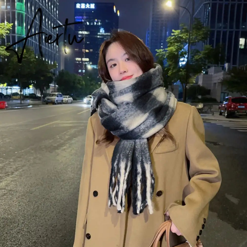 New Thickened Warm Men and Women's Scarf Simple Wind Fashion Wild Plaid Imitation Cashmere Girl Student Windproof Scarves Aiertu