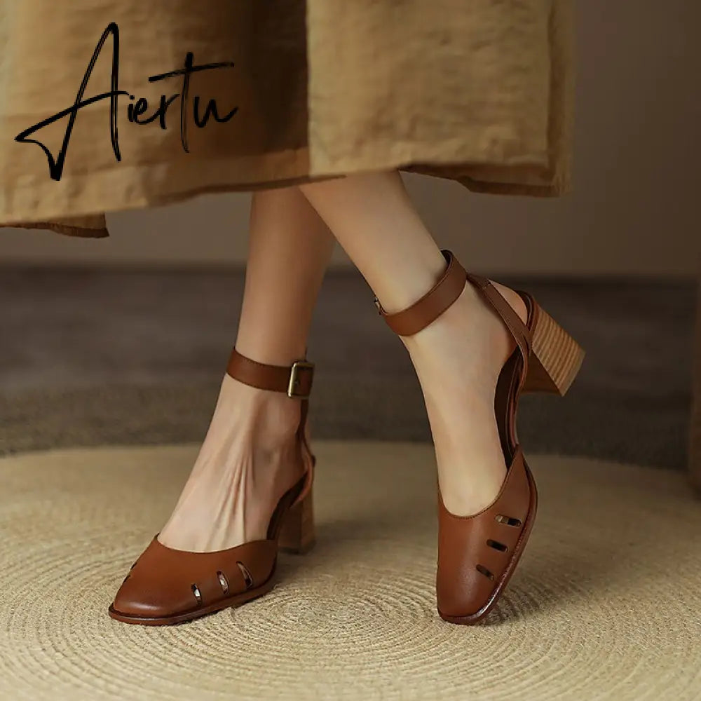 Spring/Summer Women Shoes Cow Leather Shoes Women Covered Toe Chunky Heel Sandals High Heels Shoes for Women Women Sandals Aiertu