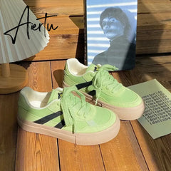 Vintage Womens Canvas Shoes Low-top Spring and Autumn New Fashion Sports Sneakers Trainers Breathable Ladies Footwear Aiertu