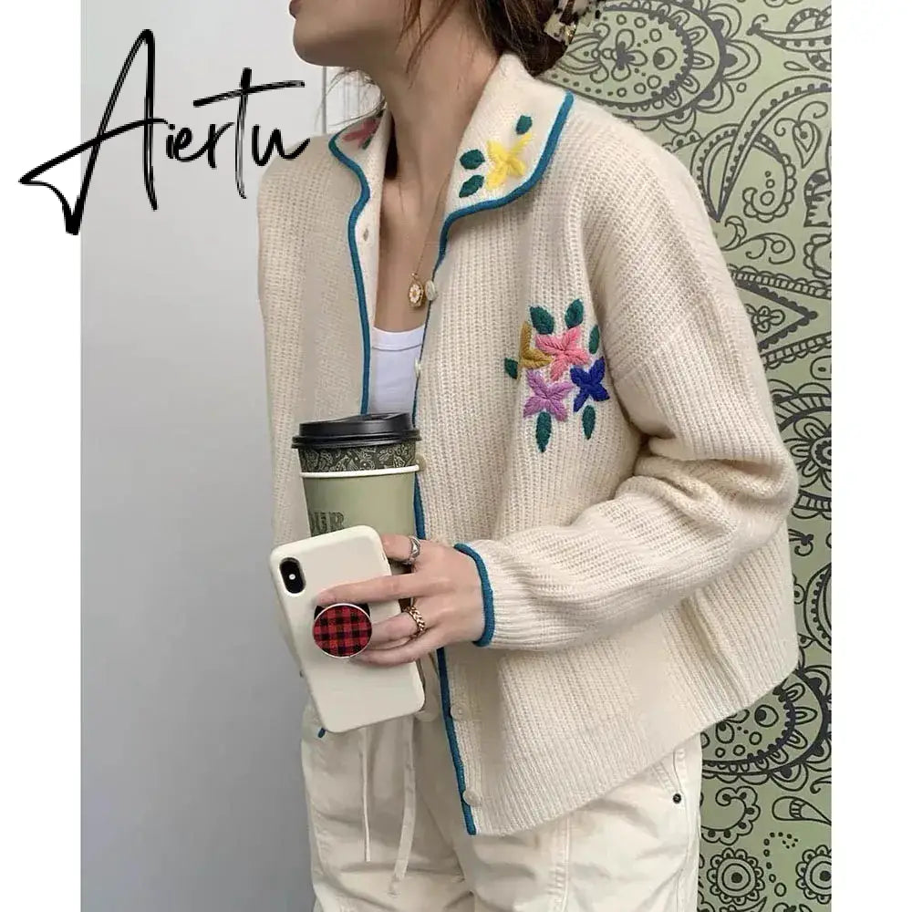 Women Wool Floral Embroidered·Lapel-collar Vintage Cardigan Korean Dongdaemun Autumn/Winter New in Classic Retro Knit Top Aiertu