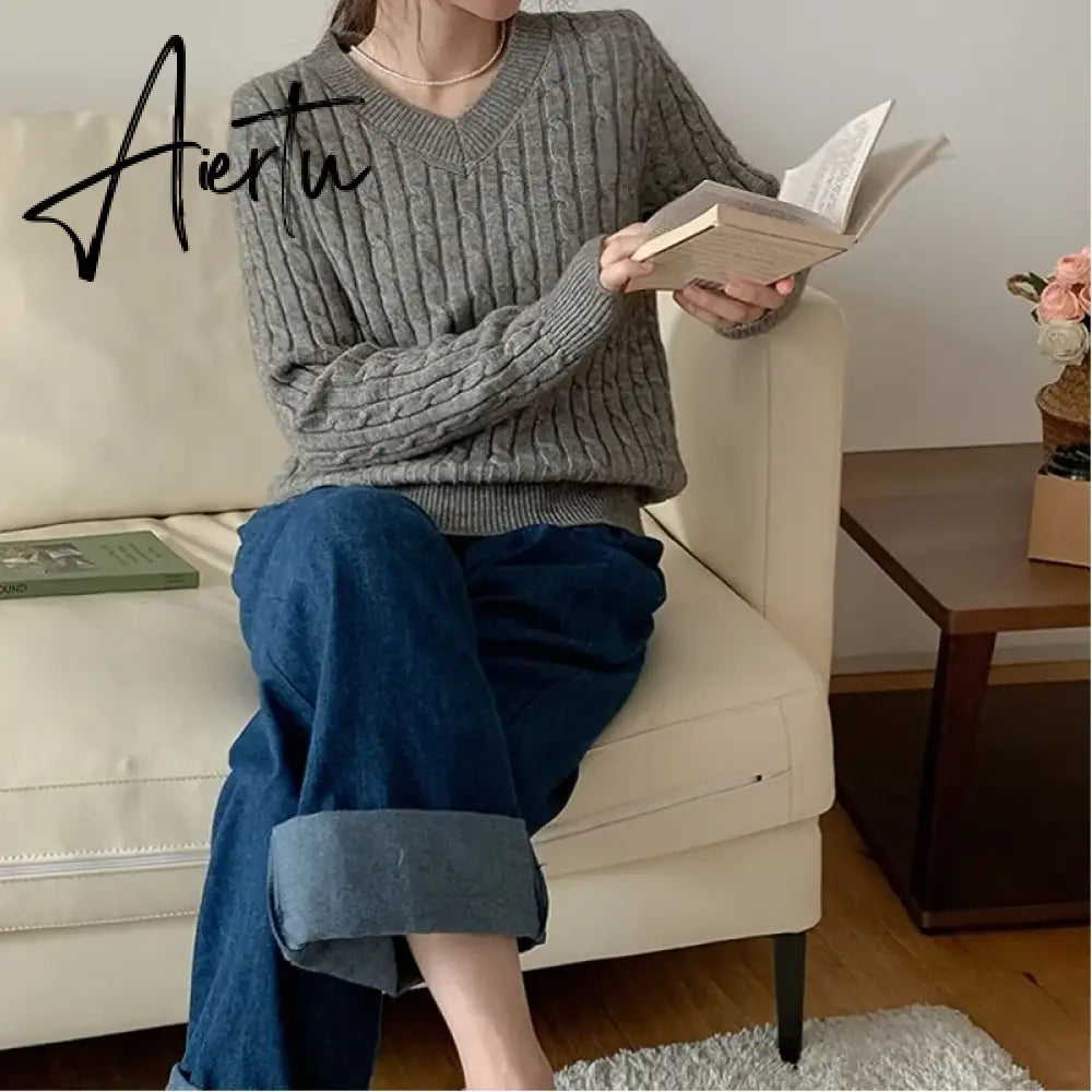 Women's Twist Pullover Knitted Sweater Solid Casual Jumper Fall Winter Vintage Embroidered V-Neck Long Sleeve Top Aiertu