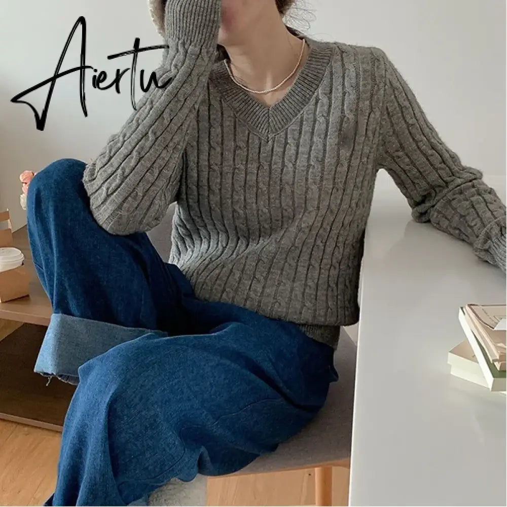 Women's Twist Pullover Knitted Sweater Solid Casual Jumper Fall Winter Vintage Embroidered V-Neck Long Sleeve Top Aiertu